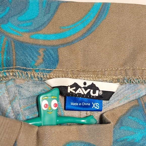 Kavu Tropical Print Tencel Joggers, size XS - Picture 3 of 7